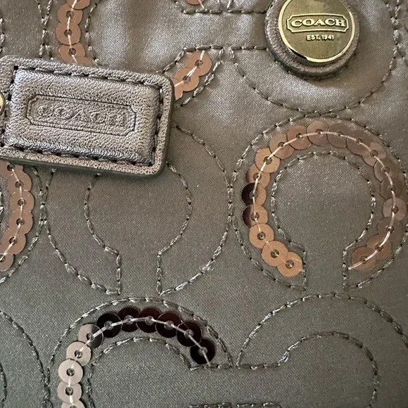 Coach Gray Pop Art Sequin & Satin Clutch or Wristlet. - Picture 7 of 16